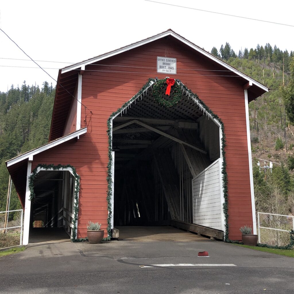 Oregon Mural Trail – Oakridge Oregon